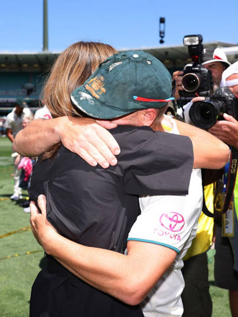 रिटायरमेंट मैच में भावुक हुआ कंगारू दिग्गज, पत्नी के भी छलके आंसू